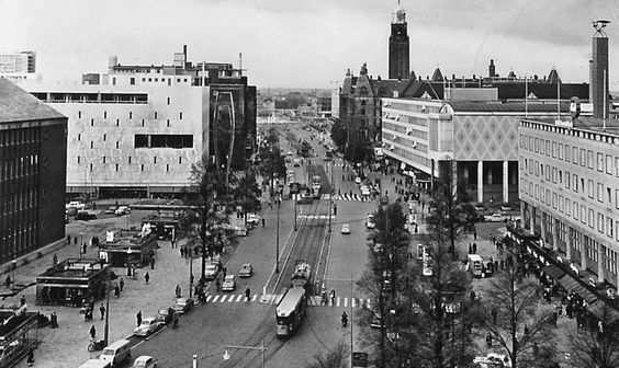 1_In-de-loop-der-jaren-De-Coolsingel-Rotterdam-ca.-1975